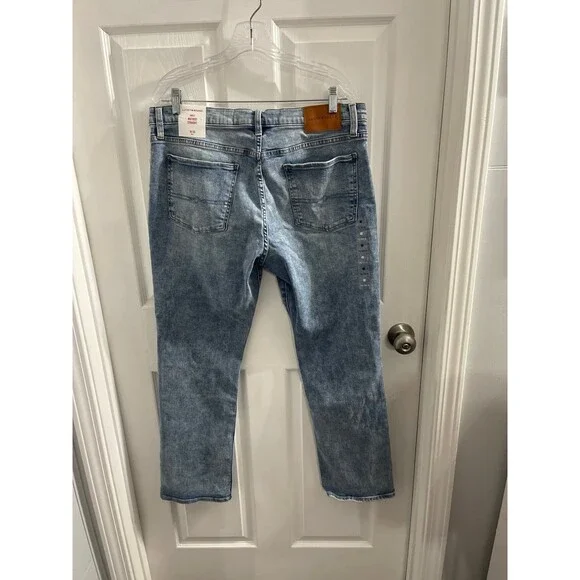 Lucky Brand Women's Sweet Mid Rise  Straight Leg Jeans Size 16 New With Tags - Picture 6 of 10